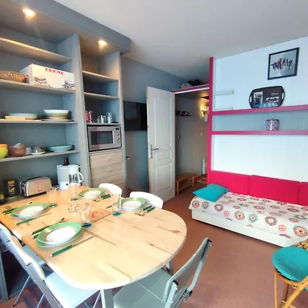4 Pers Avec Balcon, Aux Pieds, - 2mn Des Pistes, Ascenseur, Casier A - Fr-1-457-333 * Aragnouet